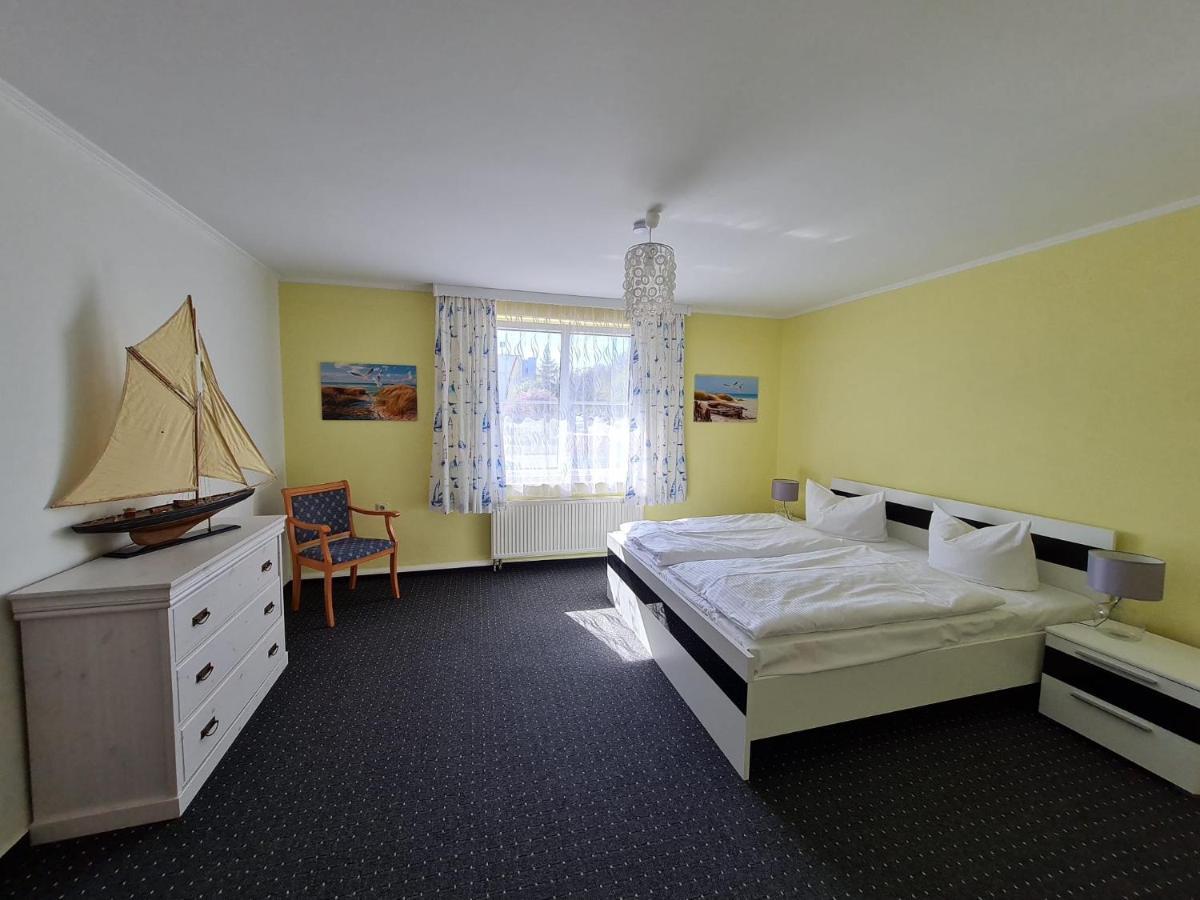 Pension Bergen Берген-ауф-Рюген Экстерьер фото