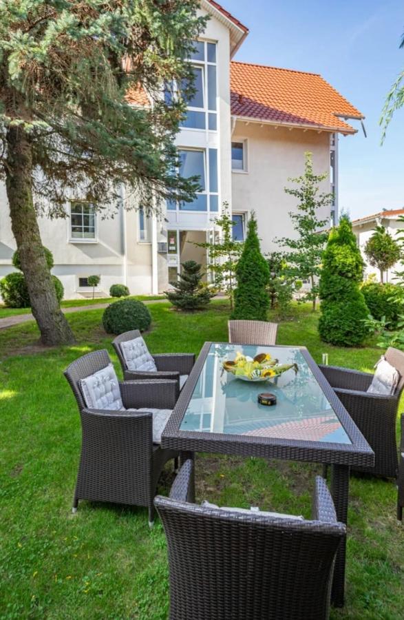 Pension Bergen Берген-ауф-Рюген Экстерьер фото